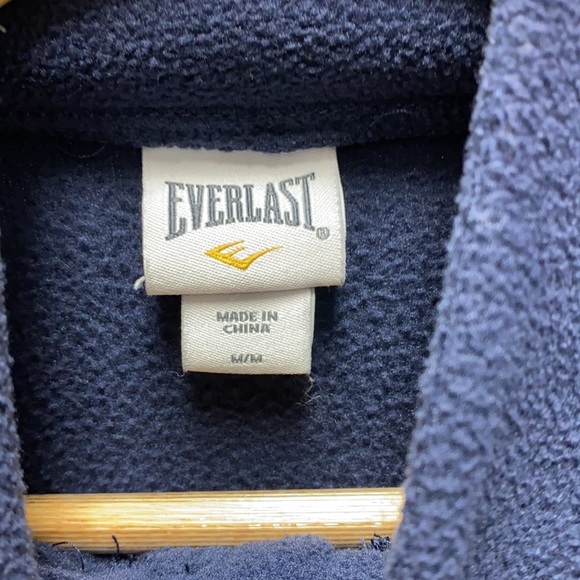 Everlast pullover medium - Picture 2 of 3